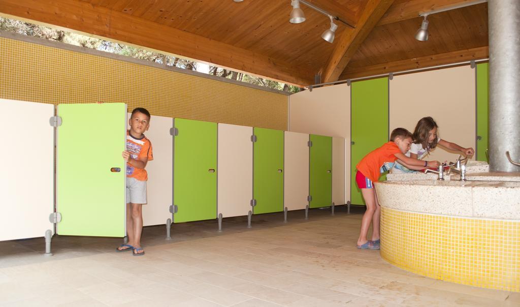 Le Esperidi Camping Ecoresort Marina Di Bibbona Ngoại thất bức ảnh