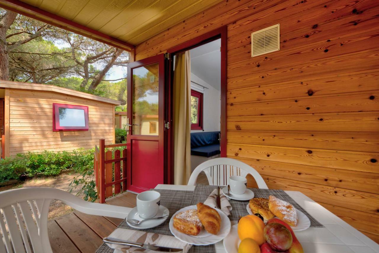 Le Esperidi Camping Ecoresort Marina Di Bibbona Ngoại thất bức ảnh